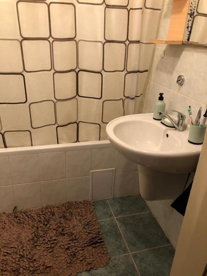 Chez Jitka Et Gautier - A Great Alternative To A Hotel Прага Екстериор снимка